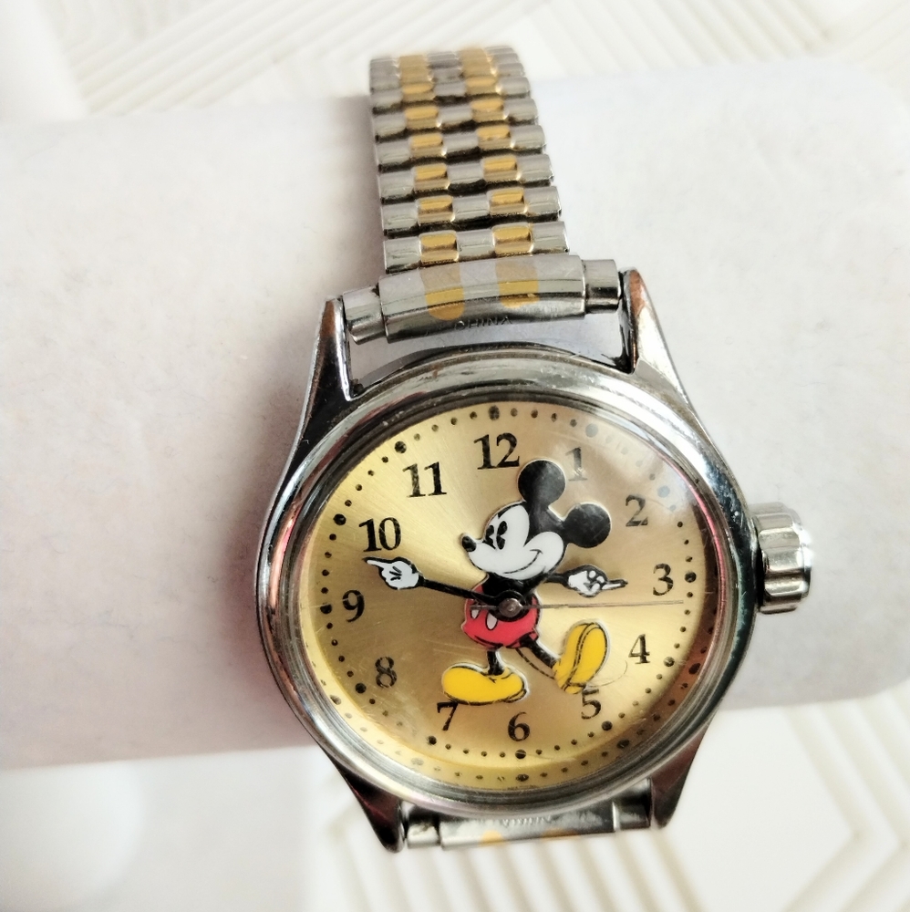 Vintage Disney Mickey Mouse Watch Ingersoll 25640 2 Tone stainless steel band